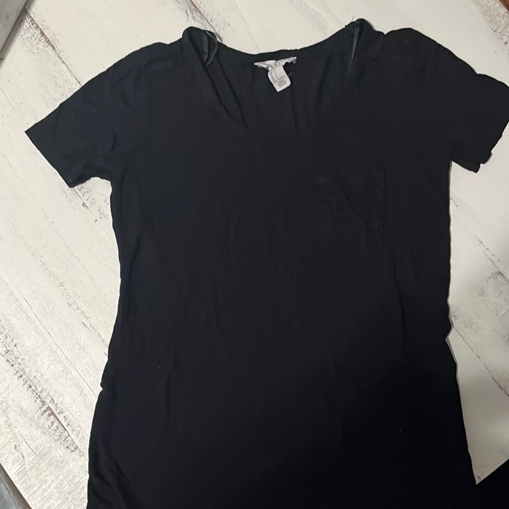 Black Tee